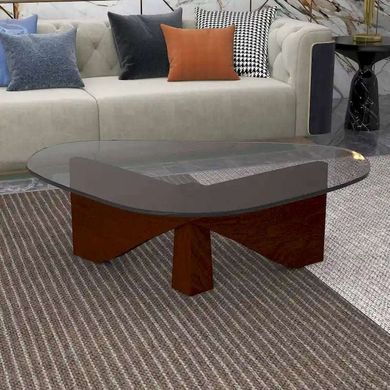 Tavolino da caffè/centrotavola triangolare, stile moderno di metà secolo, con piano in vetro e base in legno, per soggiorno