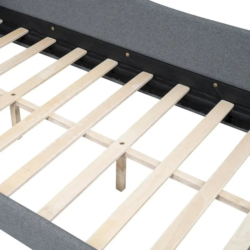 Daybed a L in lino con gambe in legno massello